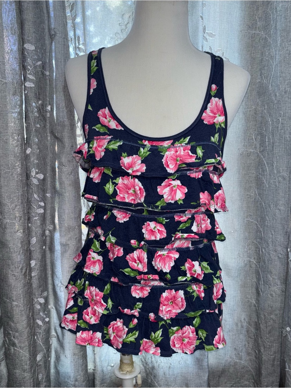 VINTAGE HOLLISTER TIERED RUFFLE FLORAL TANK TOP